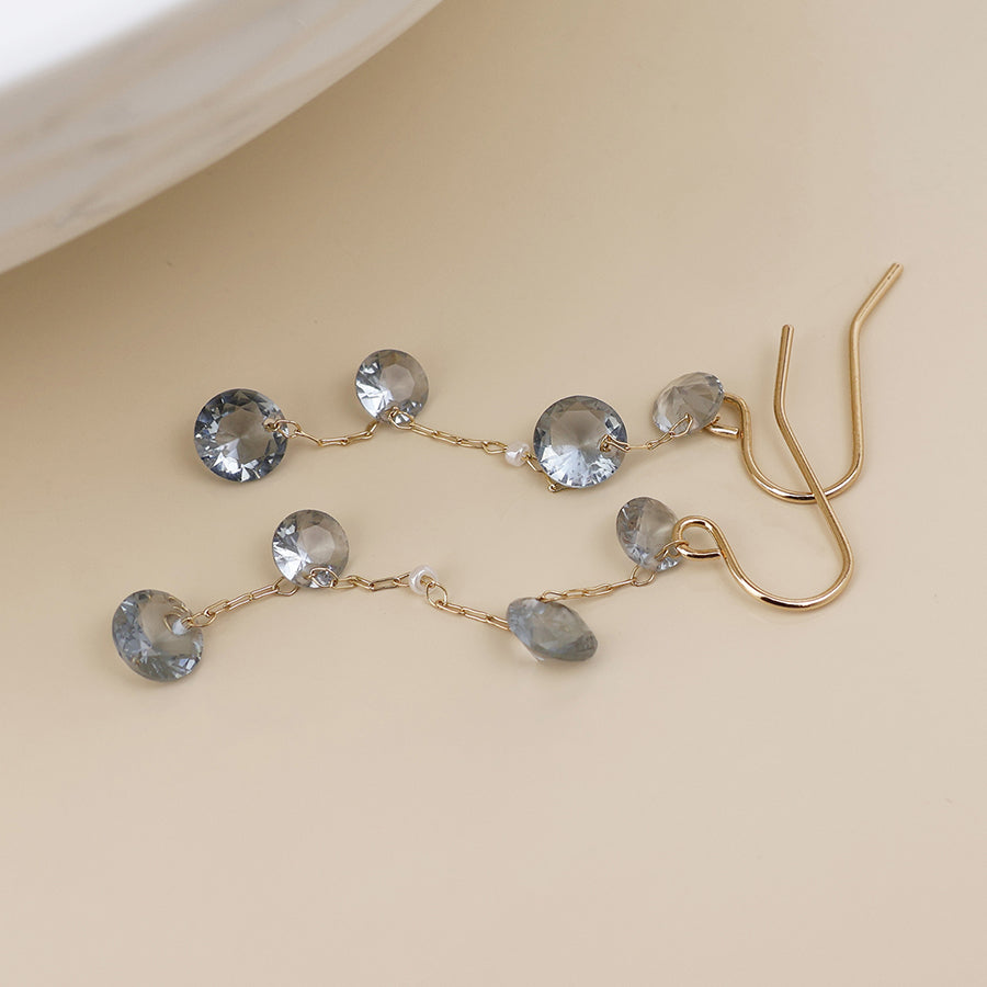 Lyra golden chain earrings with smoky crystal drops and pearls