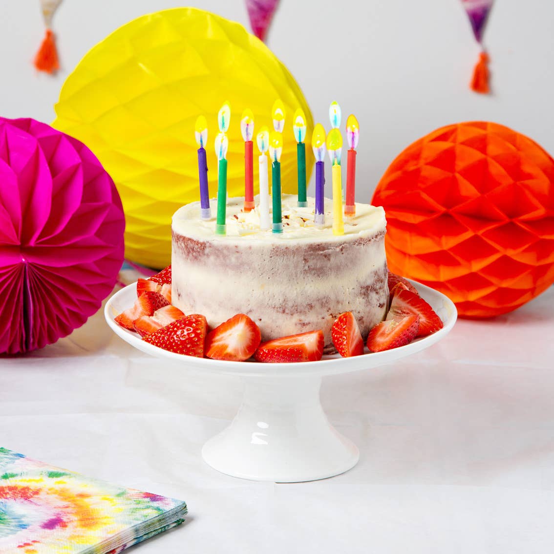 Coloured Flame Birthday Candles | 12 Pack | Cake Candles |