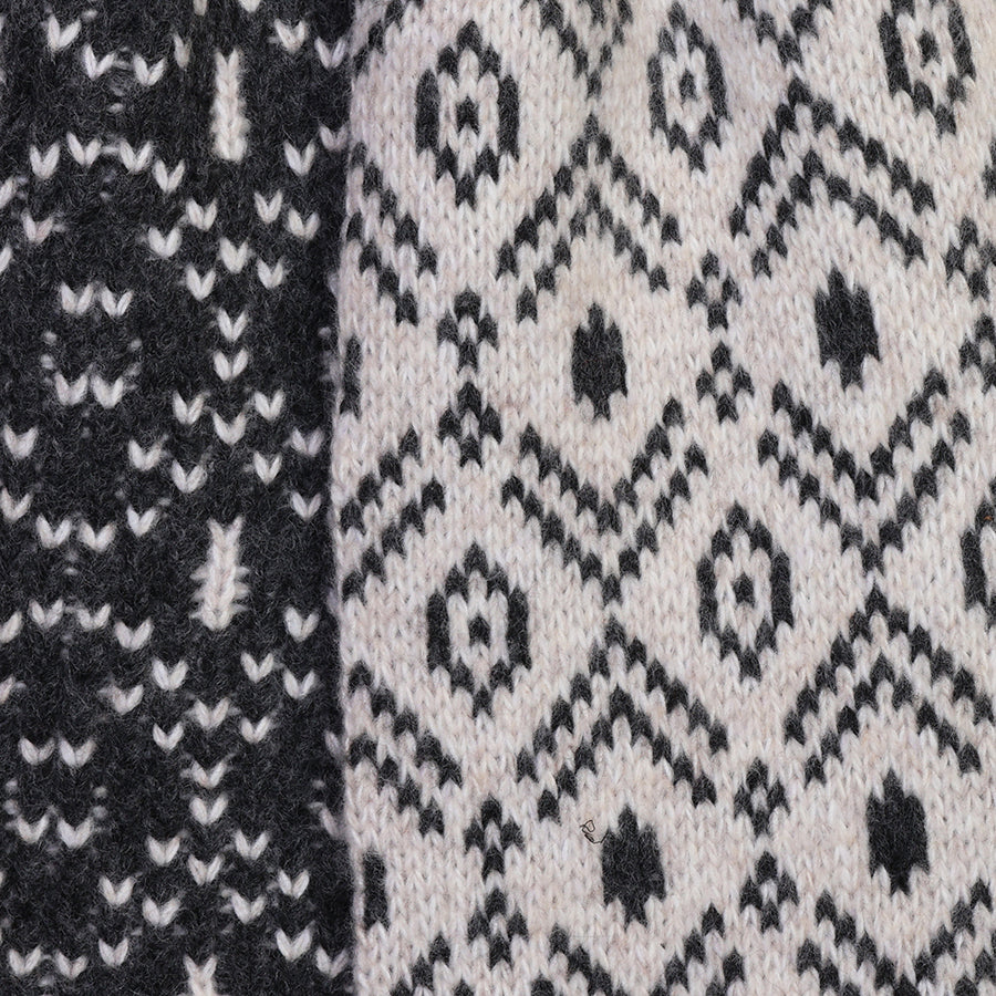 Lars oatmeal and black geometric knit men's scarf
