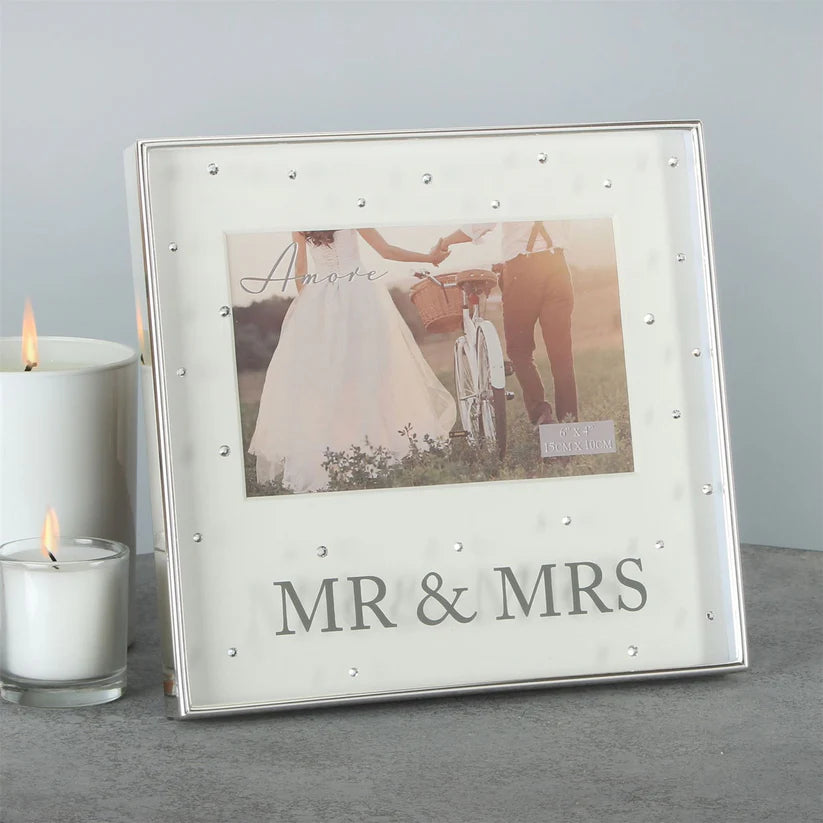 6x4 Silver Plated Mr & Mrs Photo Frame with Crystals – Anniversary, Wedding or Engagement