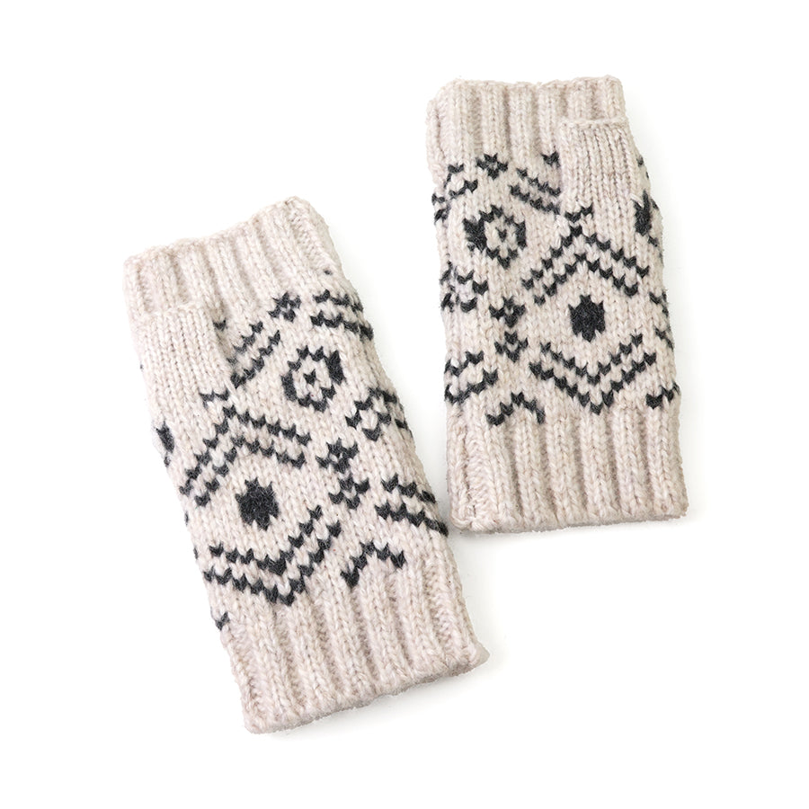 Lars oatmeal scandi wrist warmers for men