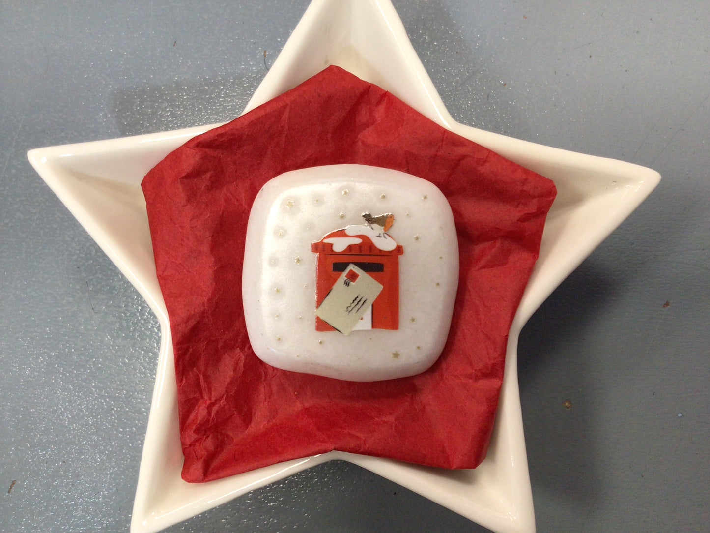 Winter Robin Christmas Pebbles