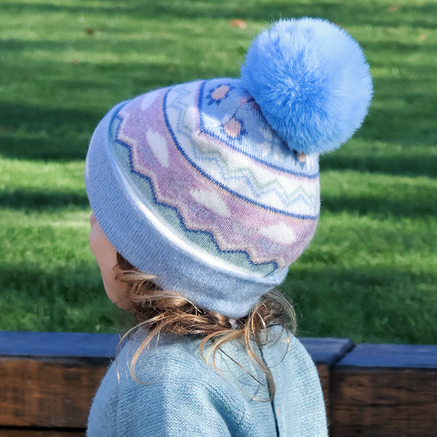 Over the rainbow - aurora blue mix happy cloud hat