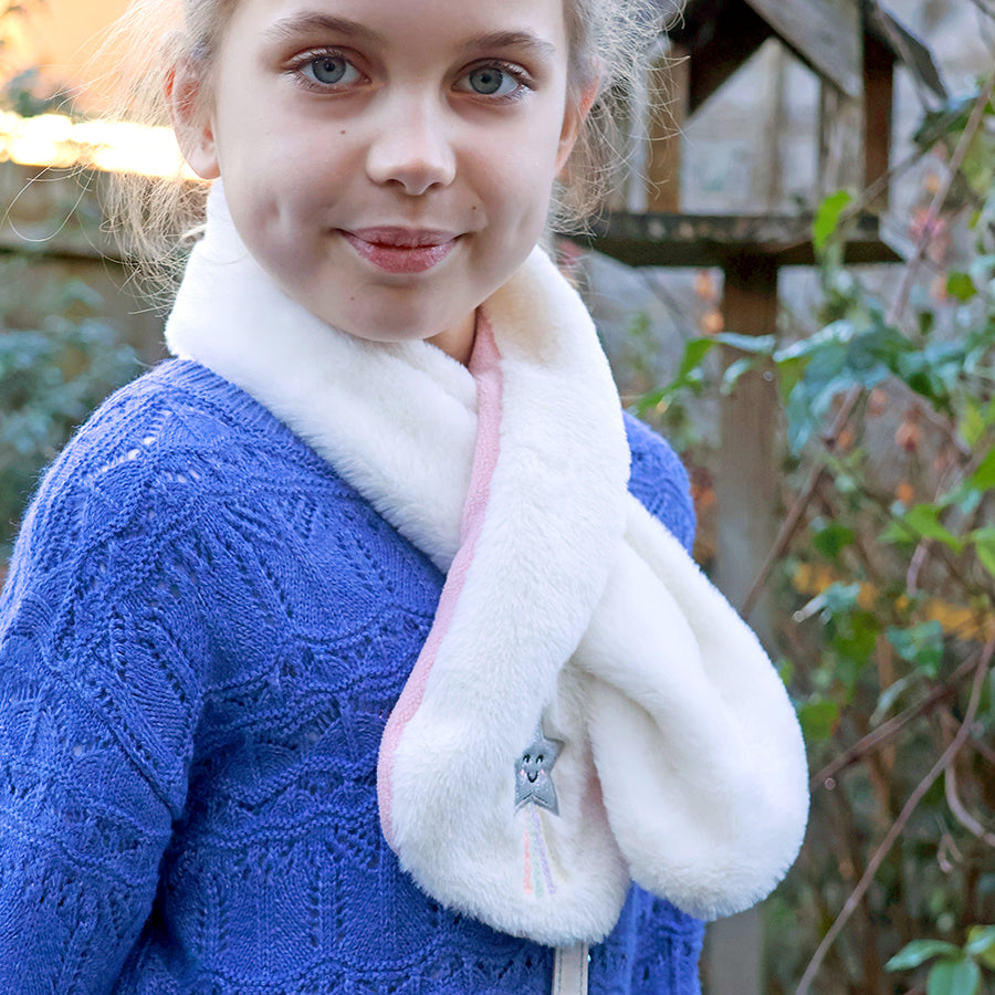 Over the rainbow- cosy ivory stella star pull through scarf