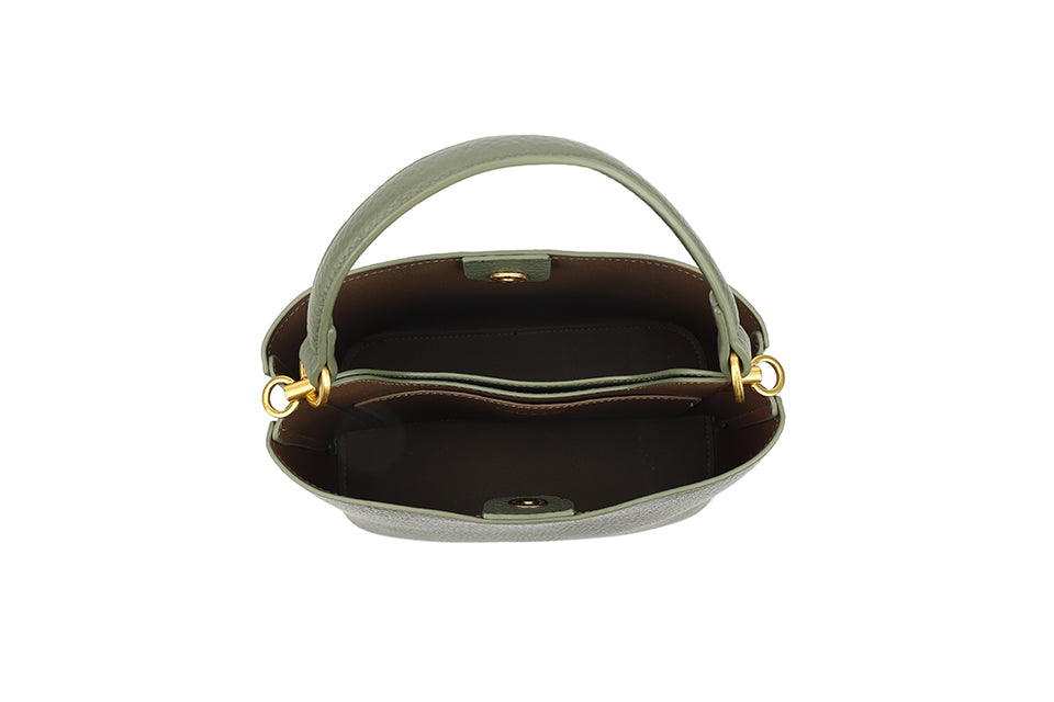 Black Bag – Structured, Chic & Versatile with Top Handle & Crossbody Strap
