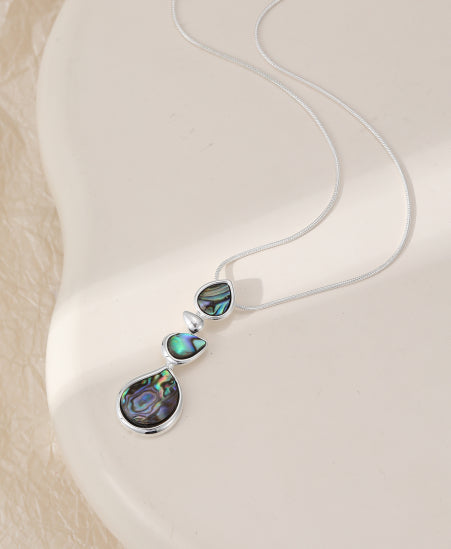 Mother of Pearl Pendant Necklace