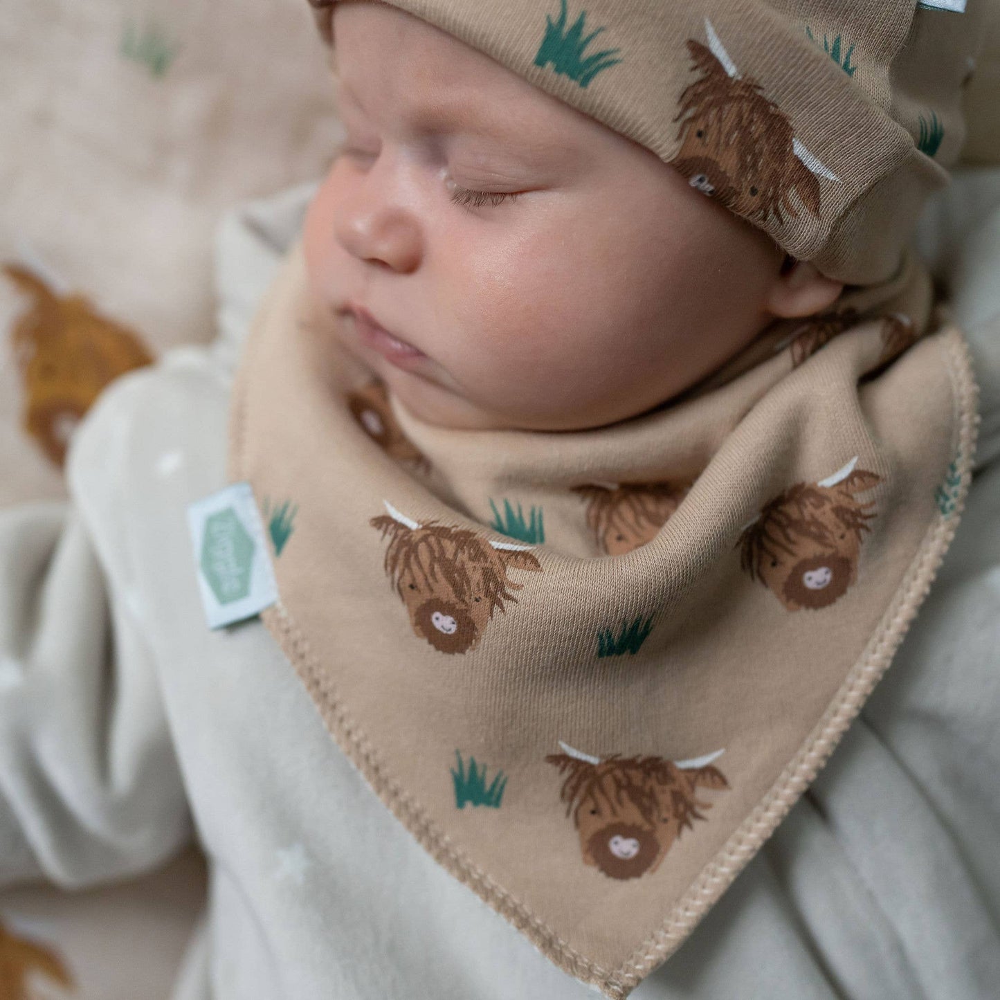 Highland Cow print bib