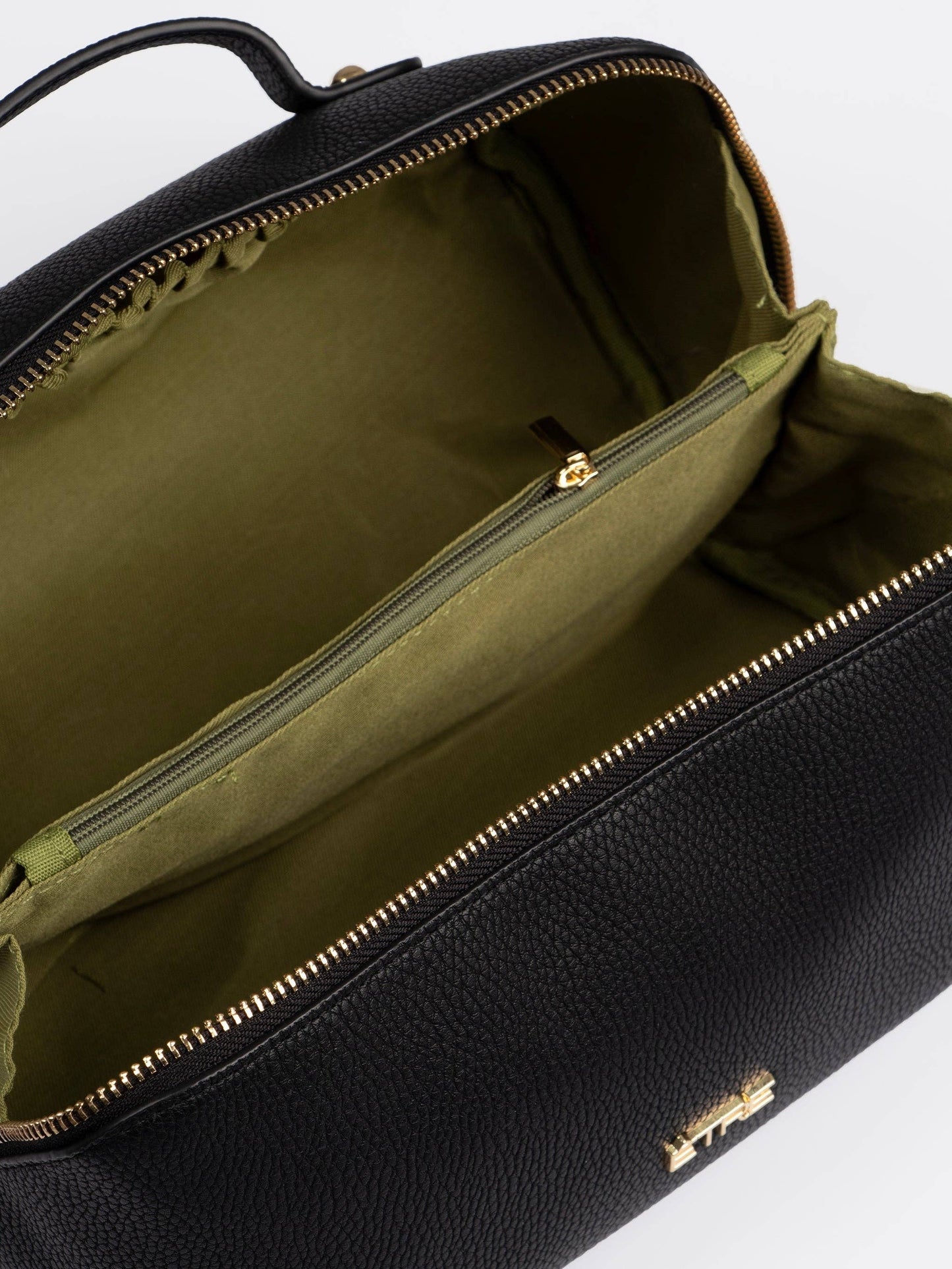 Vanity Case - Black, Pebbled Faux Leather