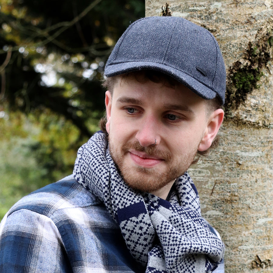 Dark navy herringbone cap