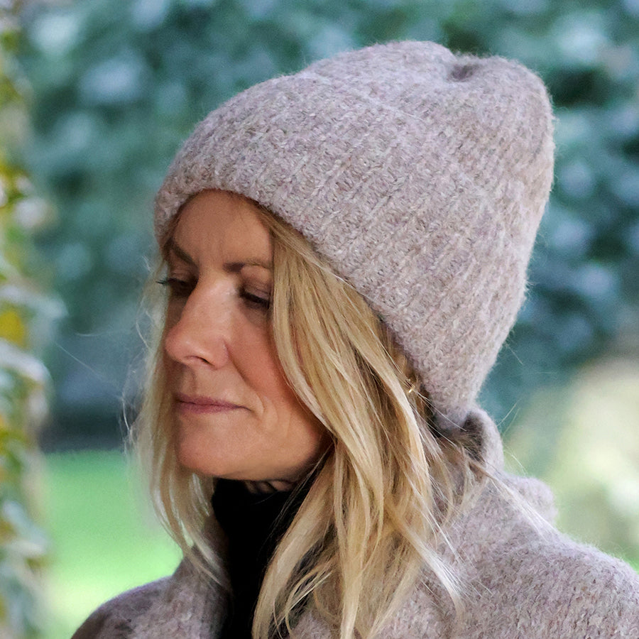 Ashleigh oatmeal marl knit beanie hat