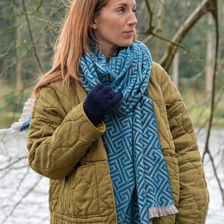 Frankie teal reversible geometric weave scarf
