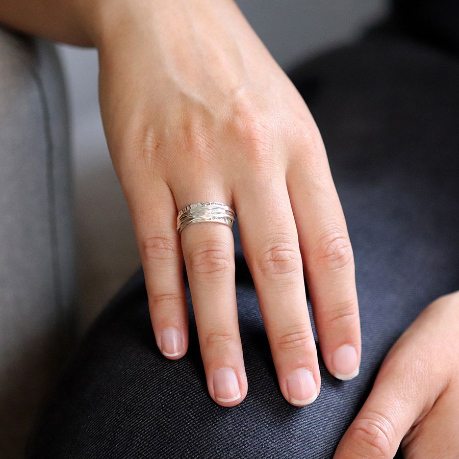 POM Sterling Silver Ring with Hammered Spinning Bands