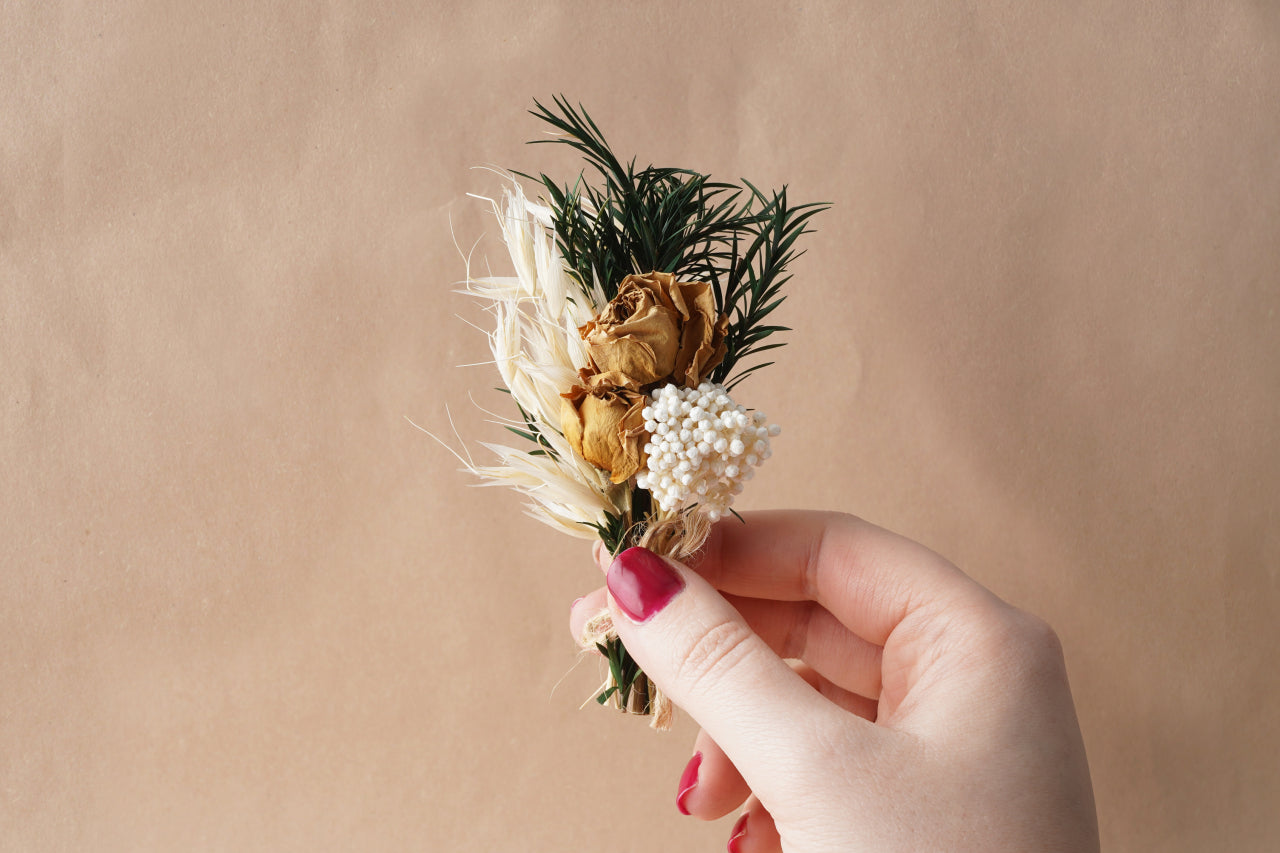Mini Dried Flowers for Bud Vases