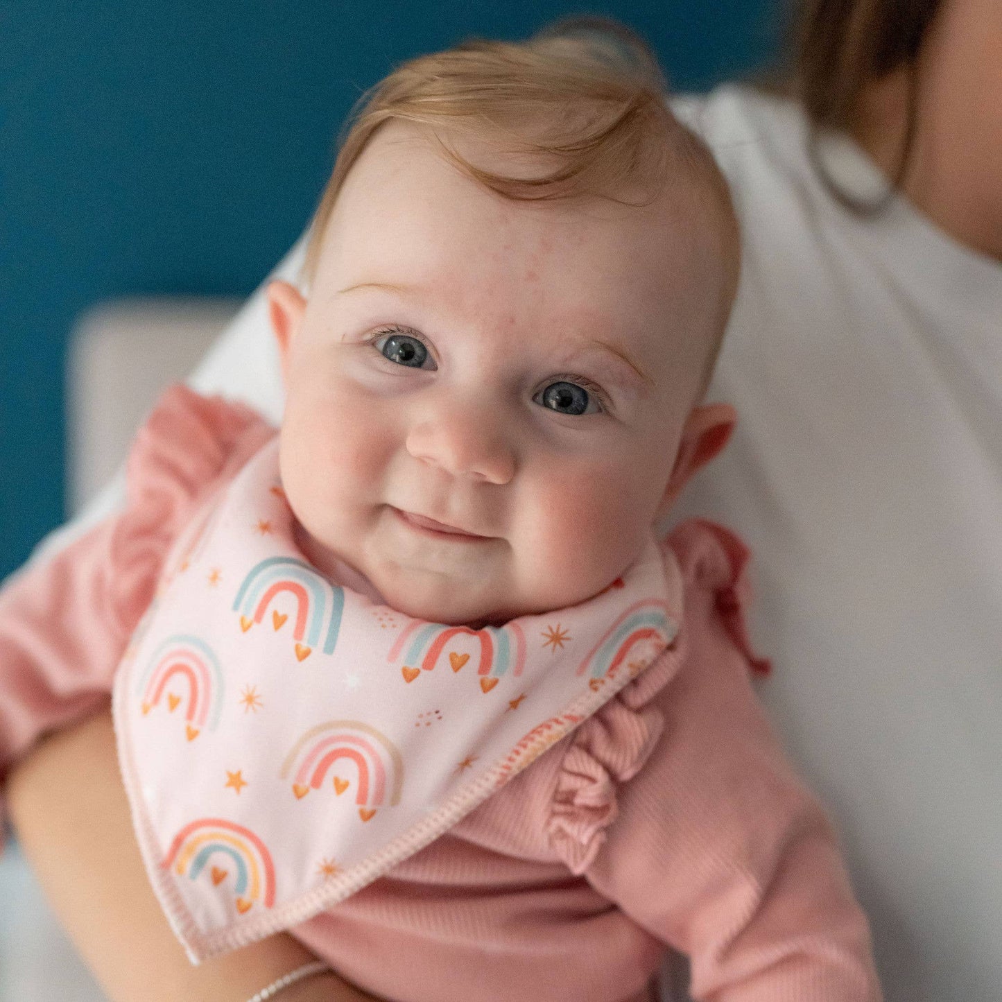 Dream flowers dribble bib