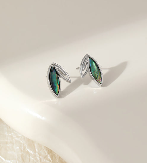Silver-Plated Stud Earrings – Leaf Design with Green Mother of Pearl