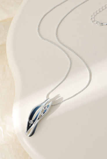 Silver Plated Pendant Necklace